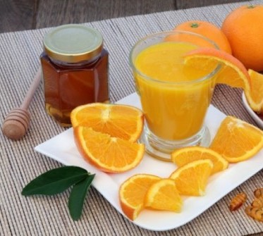 Jugo energético de naranja y espirulina