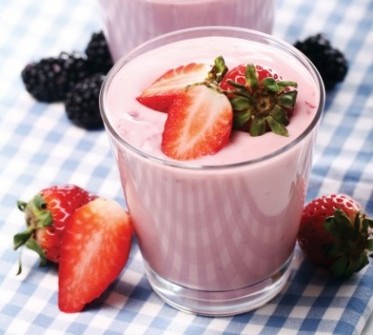 Yogurt de frutas enriquecido con Espirulina